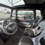 Place conducteur gauche d'une Citroën AMI