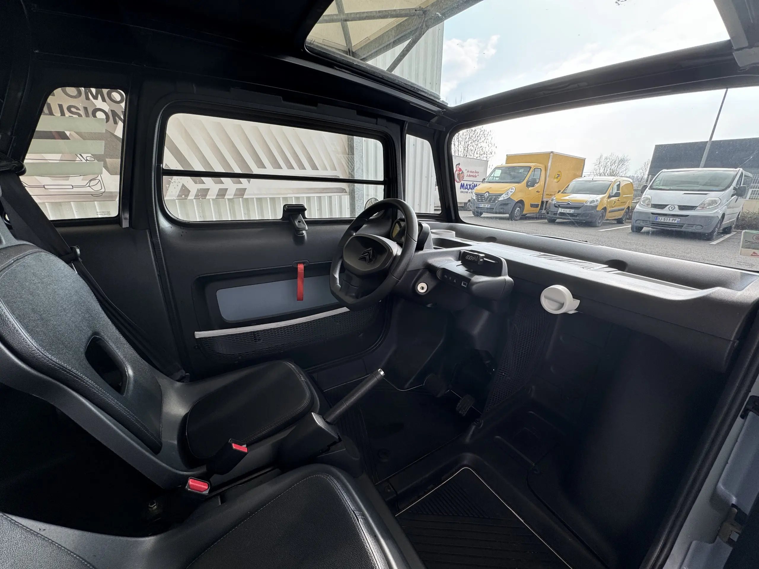 Place passager gauche d'une Citroën AMI