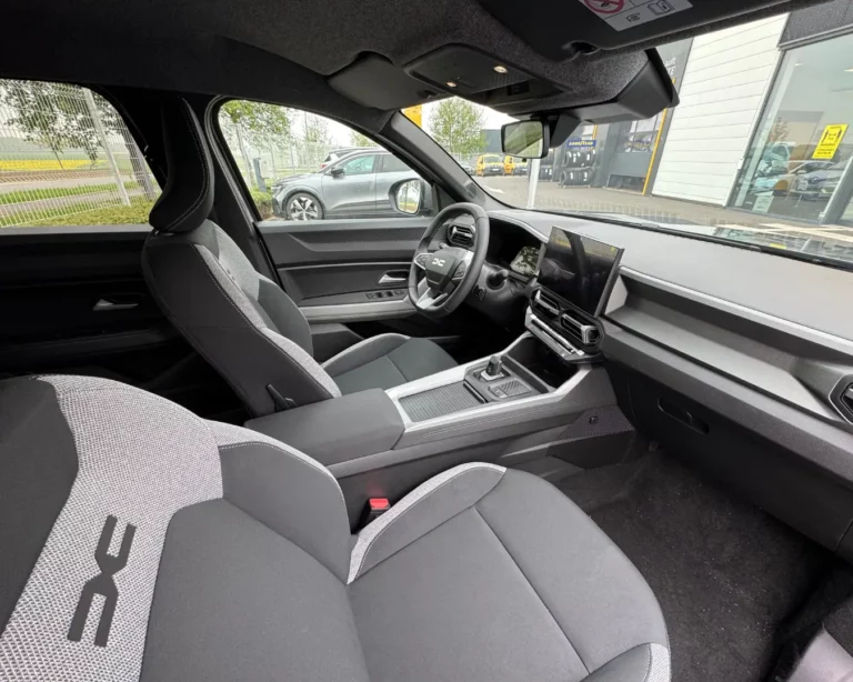 Passager vue dans le Dacia Bigster pendant les essais le 25 avril dans notre garage Auto Fusion