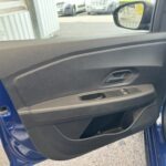 Conducteur Intérieure portière d'une Dacia Sandero Stepway 3