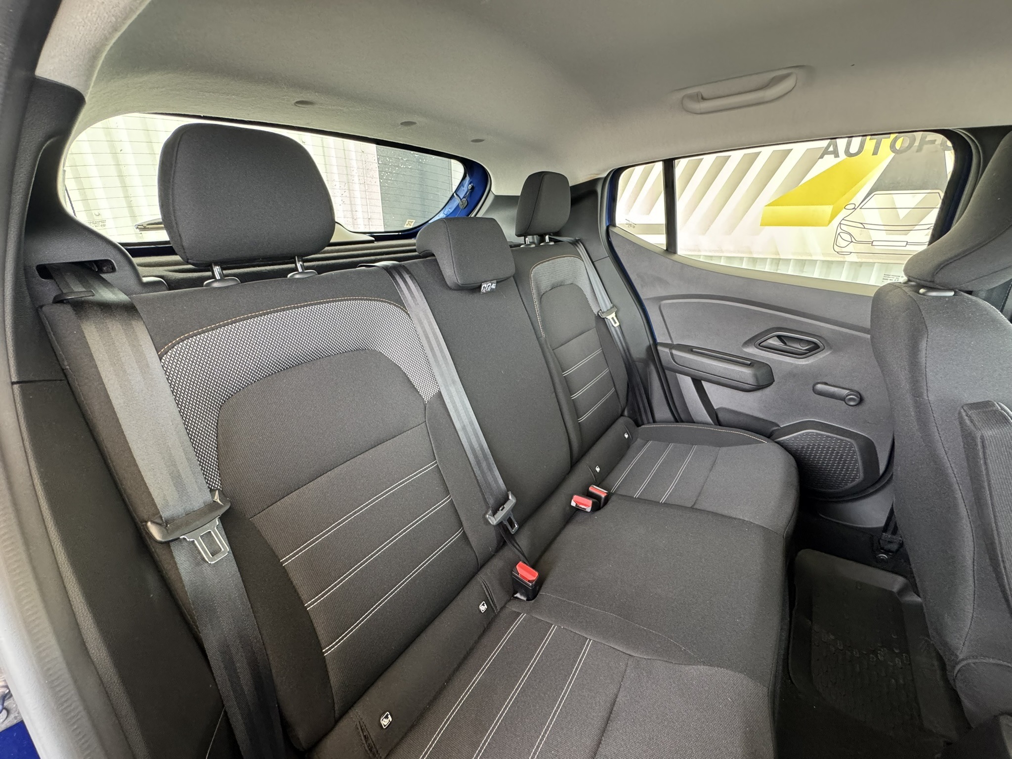 Sièges passagers arrière droit d'une Dacia Sandero Stepway 3