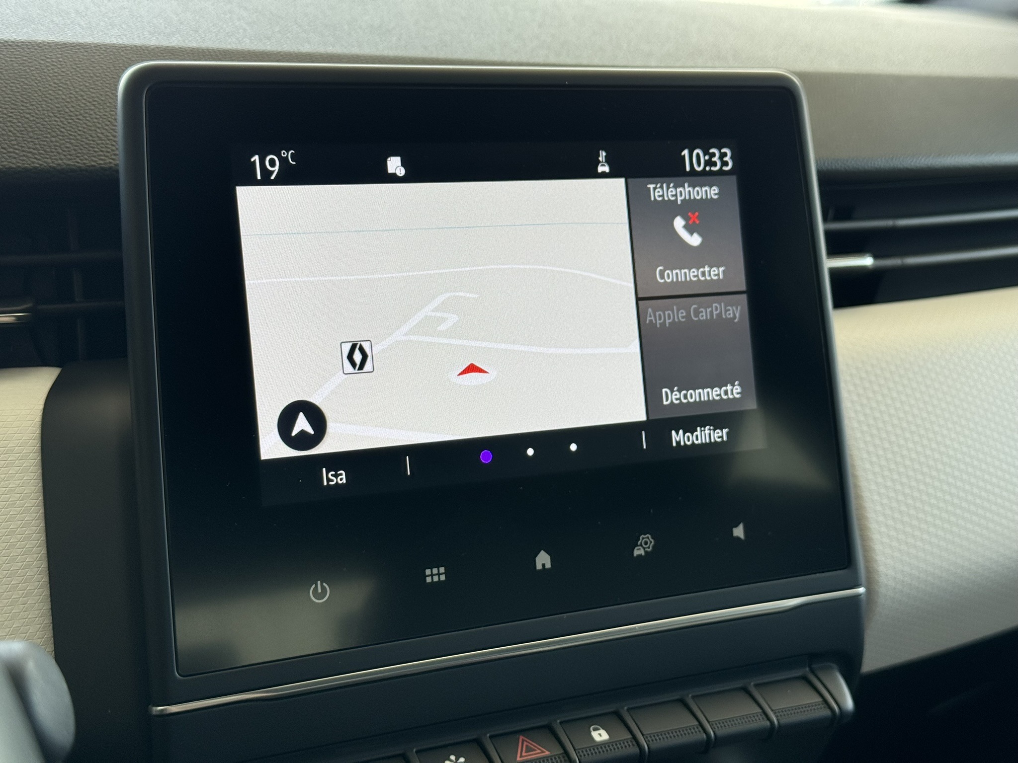 GPS sur l'écran de navigation d'une Renault Clio 5
