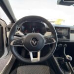 Volant d'une Renault Clio 5 limited