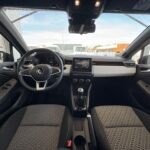 Tableau de bord d'une Renault Clio 5 limited
