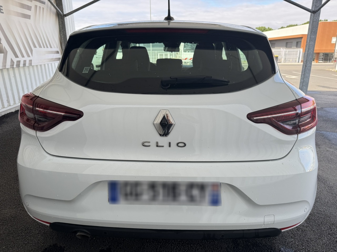 Arrière d'une Renault Clio 5 limited