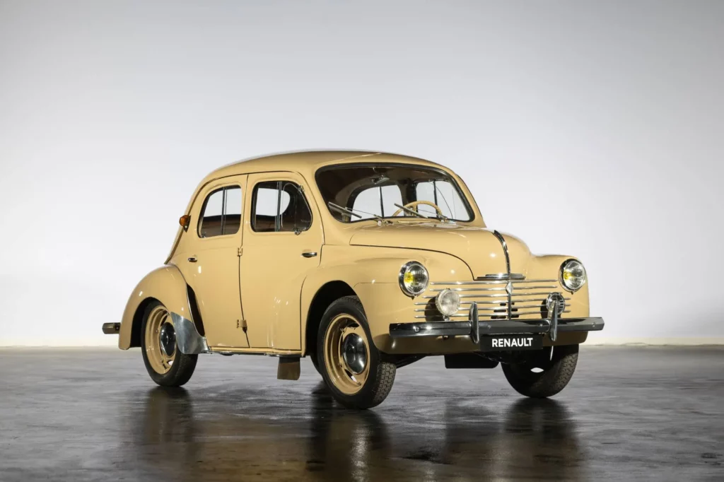 Renault 4CV