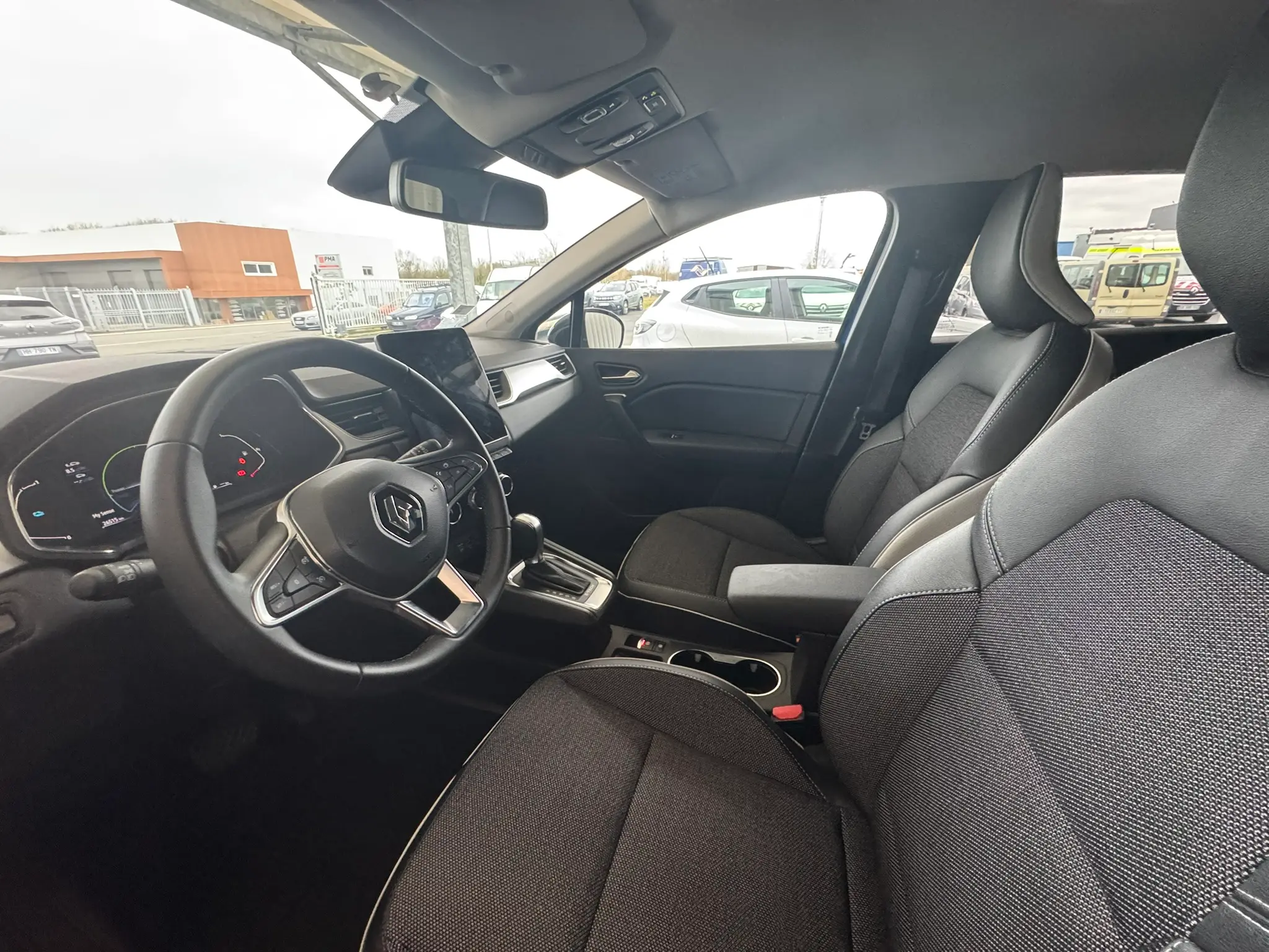 Place conducteur Renault Captur E-Tech