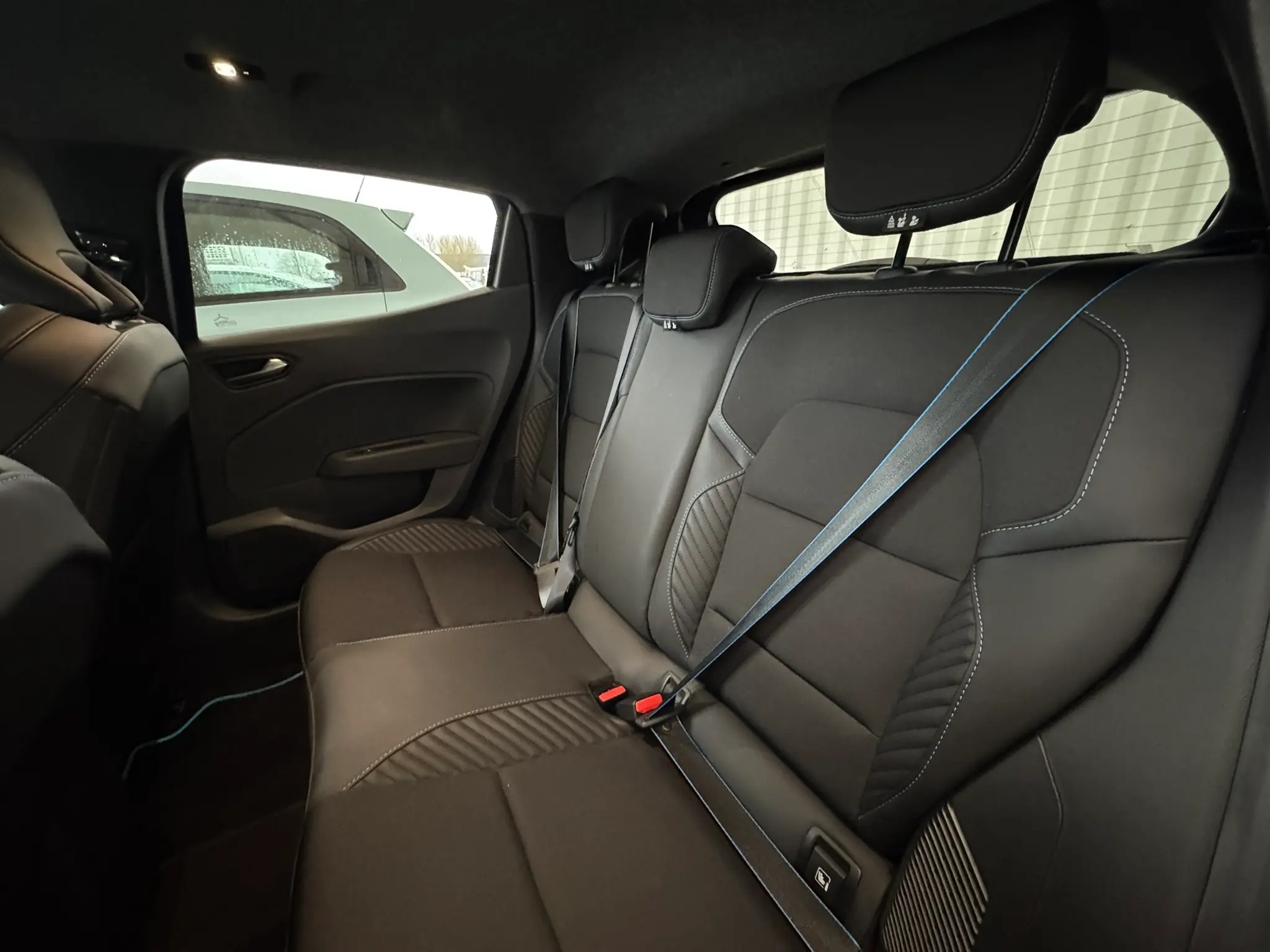 Places arrière Renault Clio 5 Esprit Alpine E-Tech full hybrid