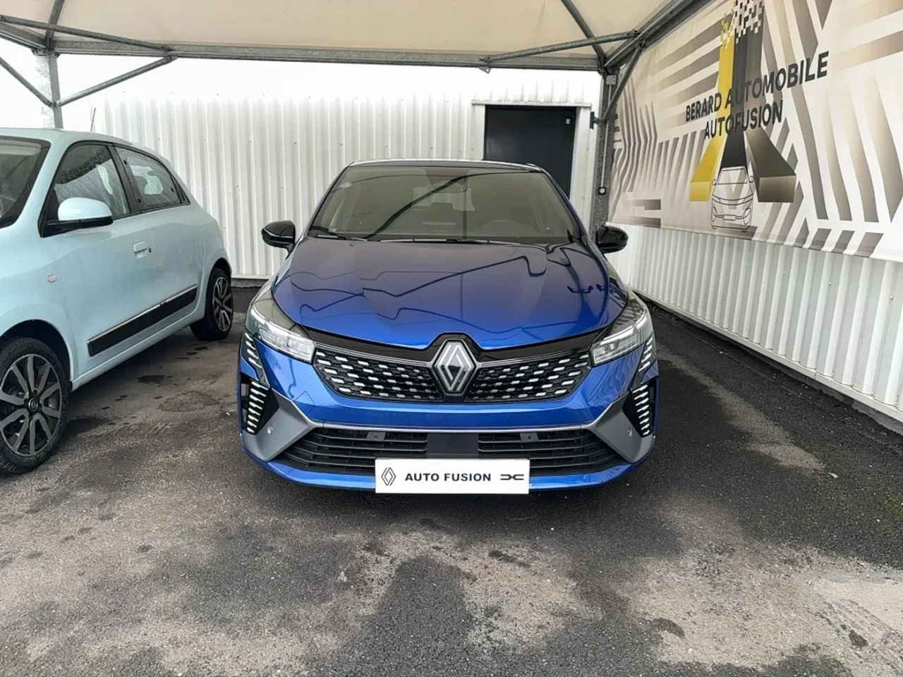 Face avant Renault Clio 5 Esprit Alpine E-Tech full hybrid