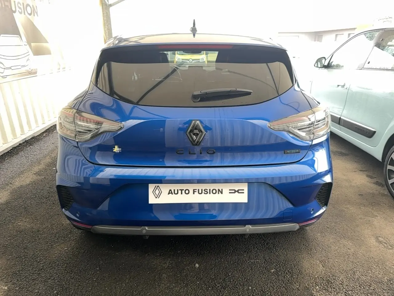 Face avant Renault Clio 5 Esprit Alpine E-Tech full hybrid
