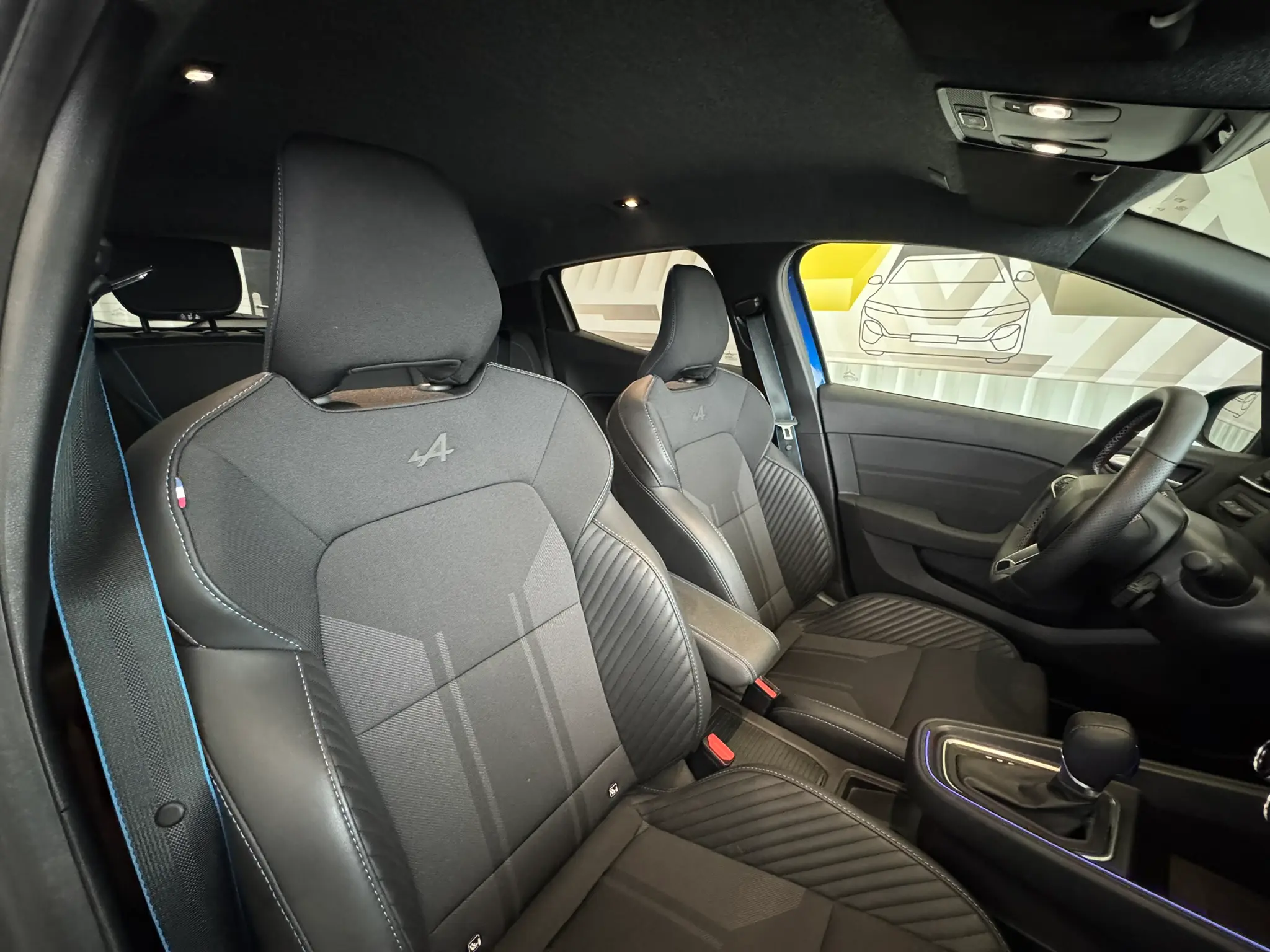 Place passager avant Renault Clio 5 Esprit Alpine E-Tech full hybrid