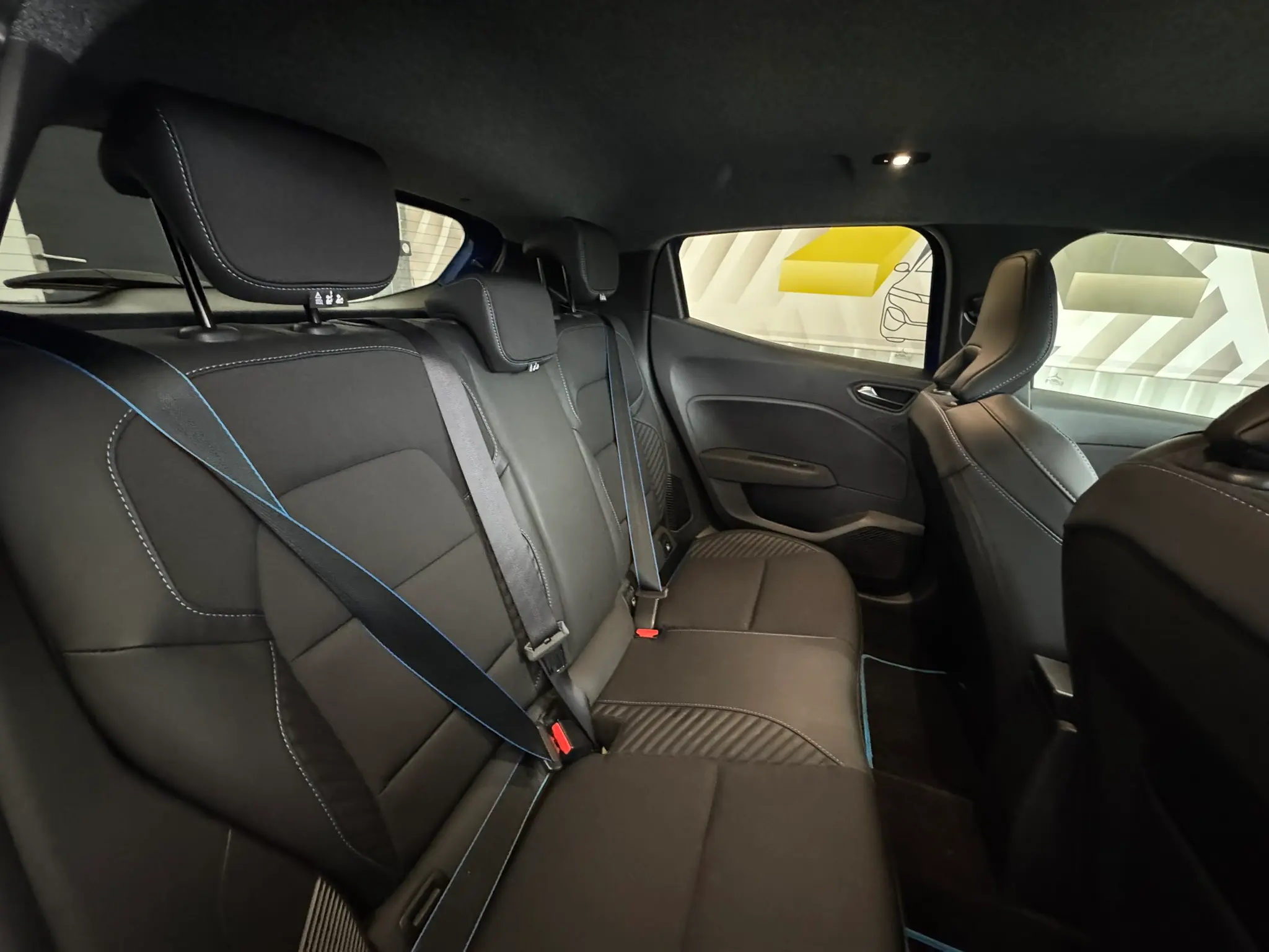 Places arrière droit Renault Clio 5 Esprit Alpine E-Tech full hybrid